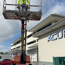 Big-Green-Men-Miamis-Premier-Commercial-Roof-Cleaning-Experts 0